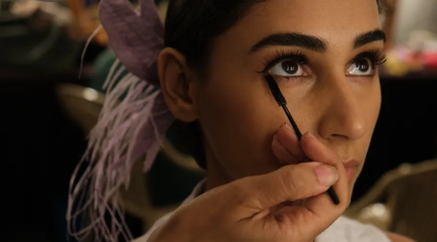 Hooded Eyes