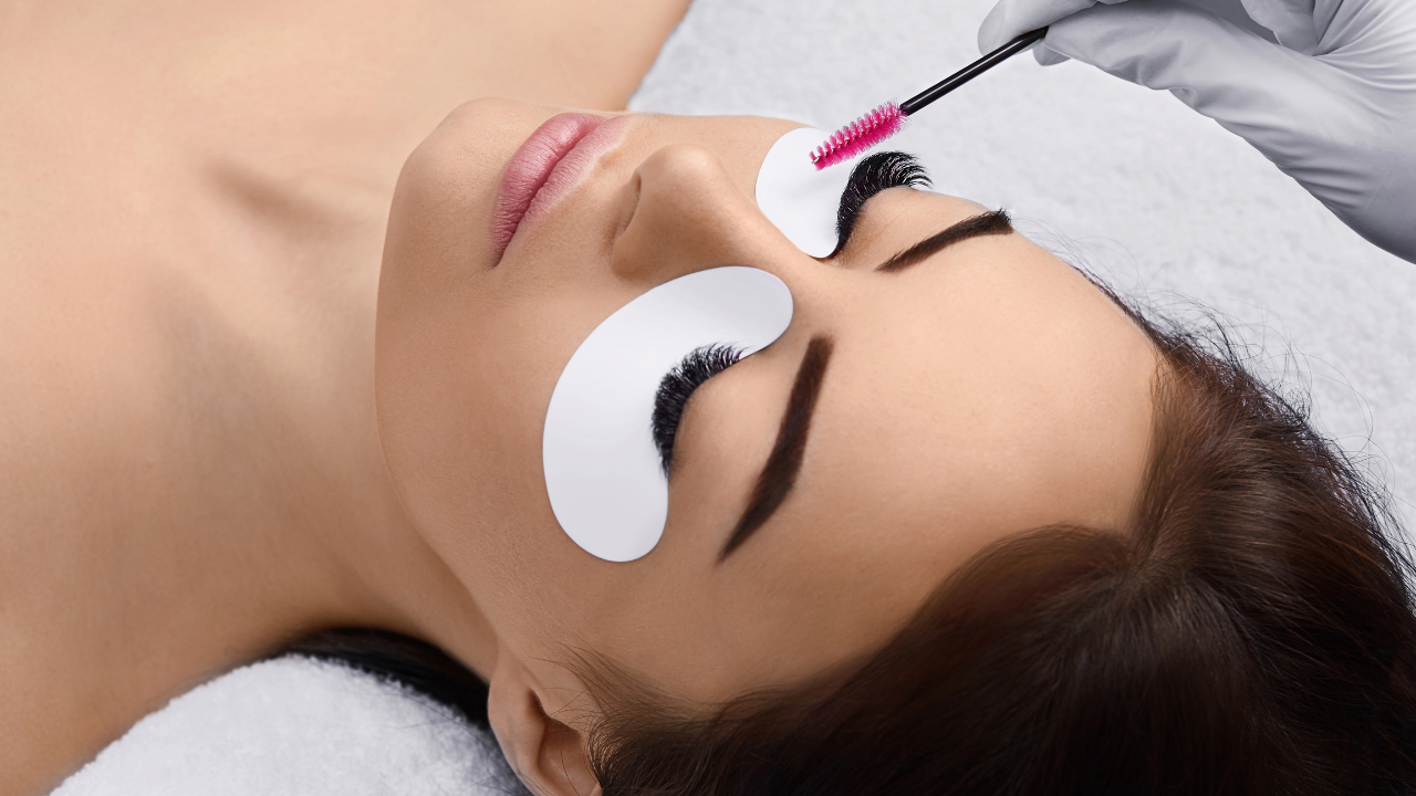 a Lash Technician